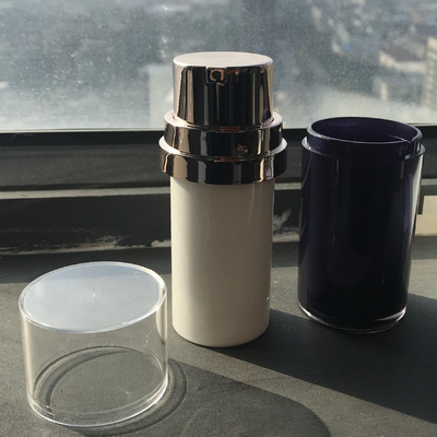 Emballage de produits cosmétiques pour le soin de la peau 30 ml Bouteille remplaceable sans air de 50 ml avec sérigraphie