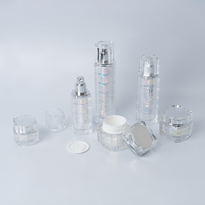 30g 50g 15g 50ml 30ml 100ml 120ml Caps acryliques Ensemble de soins de la peau Crème bocaux en plastique 10000pcs